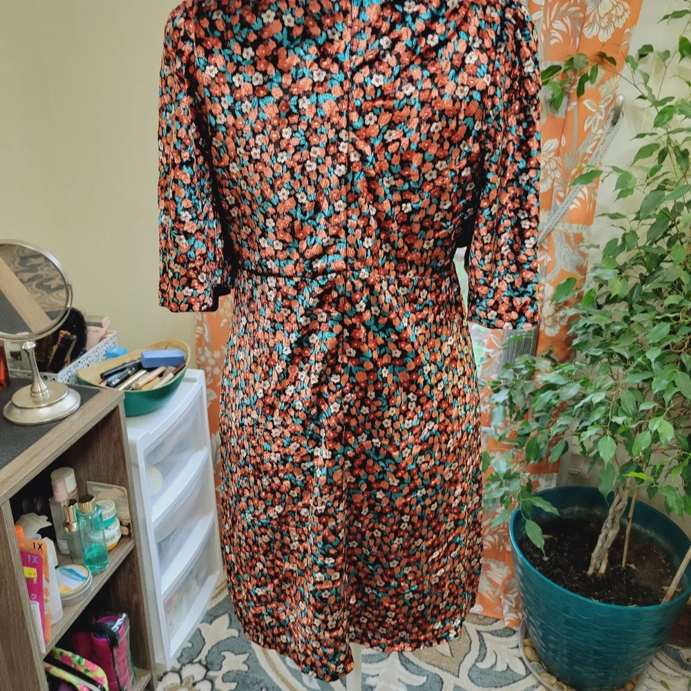 Zara Floral Velvet Short Dress - Picture 7 of 8